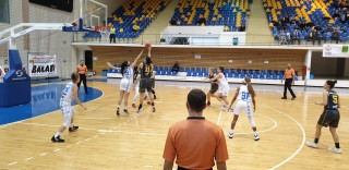 Cu un pas în Final Four: Olimpia Braşov – FCC Arad 60-66!